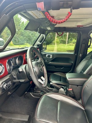 image 3 of interior