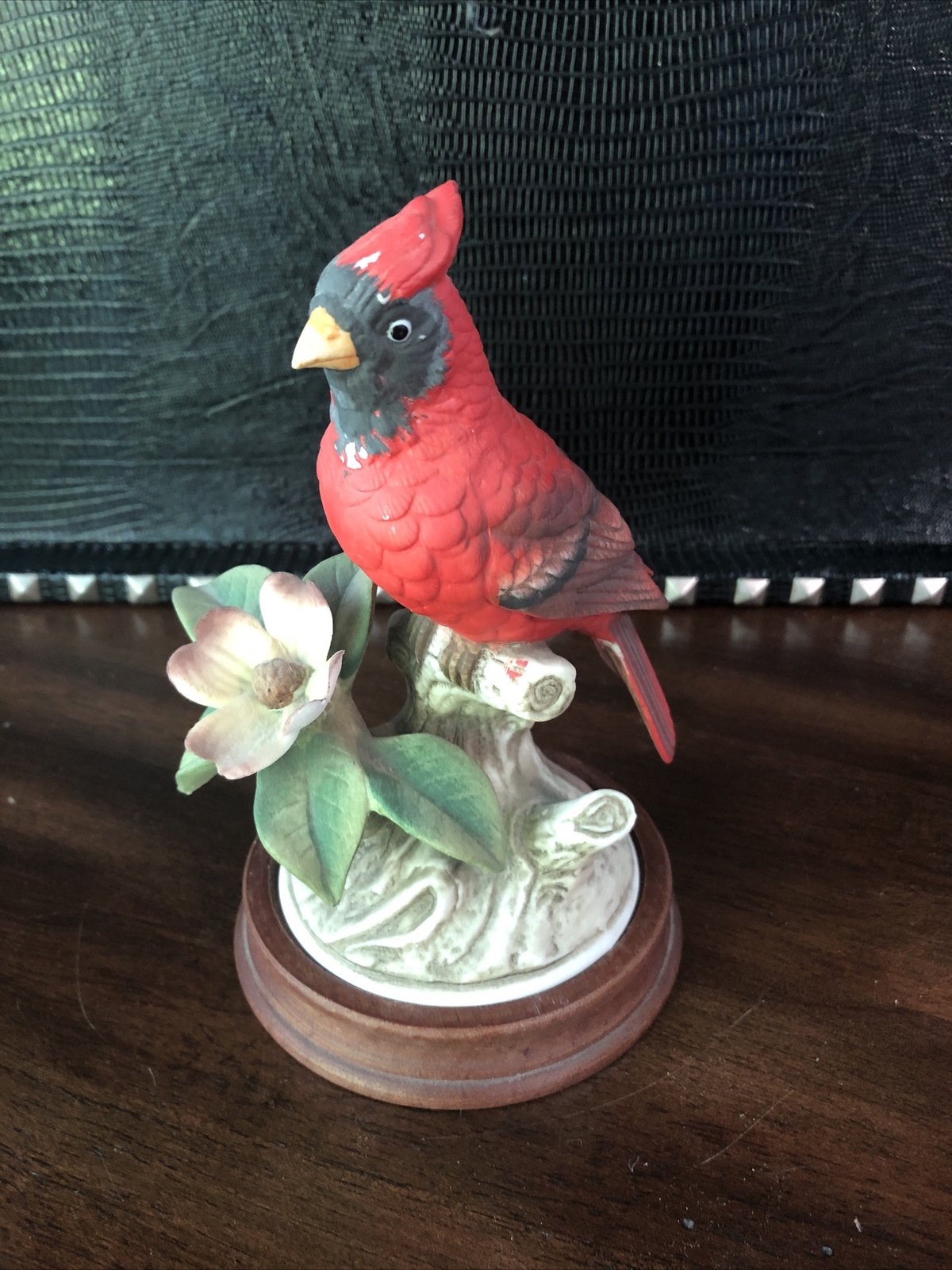 Vintage Andrea by Sadek Cardinal Figurine w Flowers 8627 w/Wood