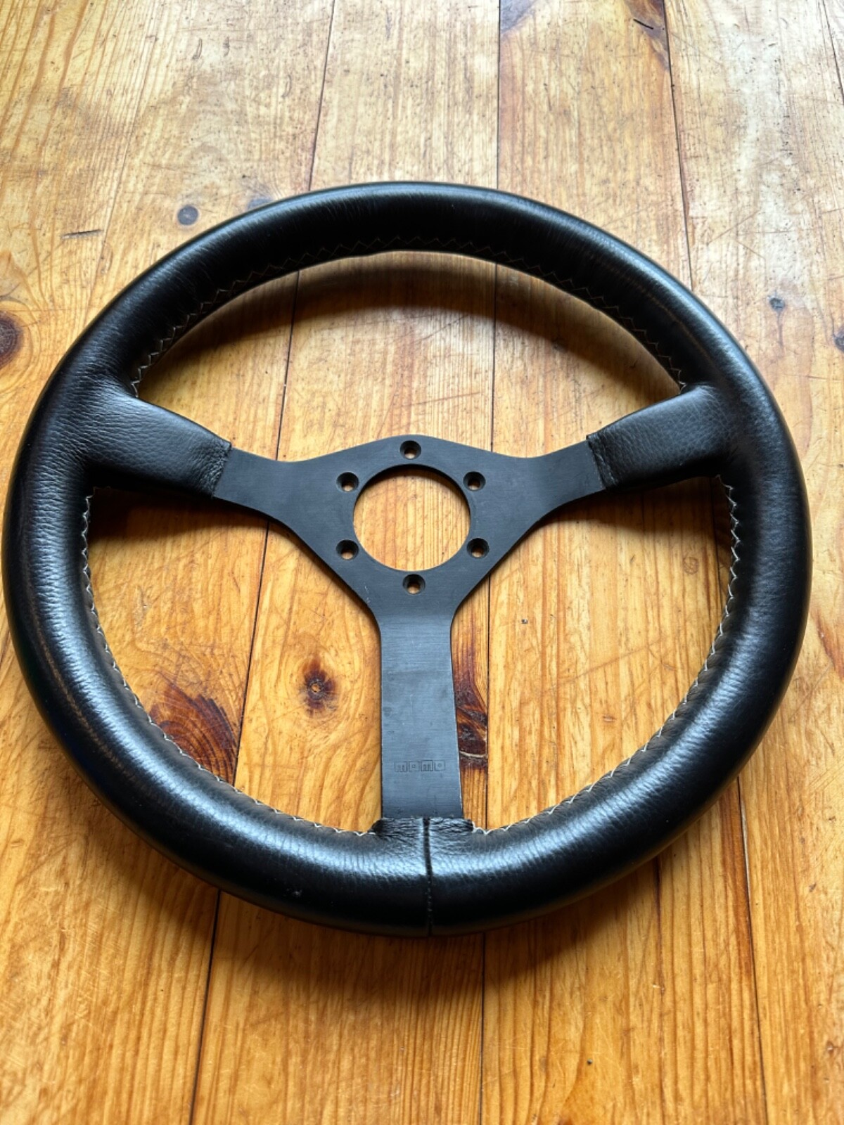 モモ MOMO ステアリング ハンドル TYP V35 KBA70068 モモ ステアリング