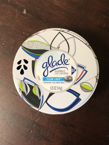 Glade Scented Oil Refillable Tin Candle Holder + 4 Count Refills Clean Linen NEW