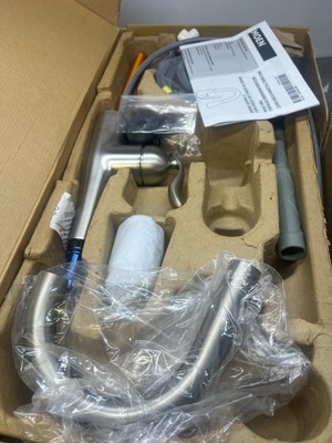 Moen 5995SRS Kitchen Faucet - Silver READ