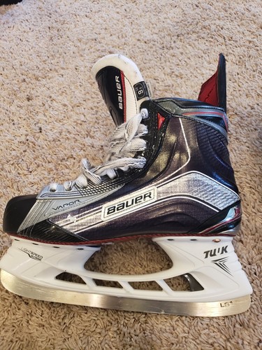 Bauer Supreme Senior 1X Hockey Skates size 9.5 EE