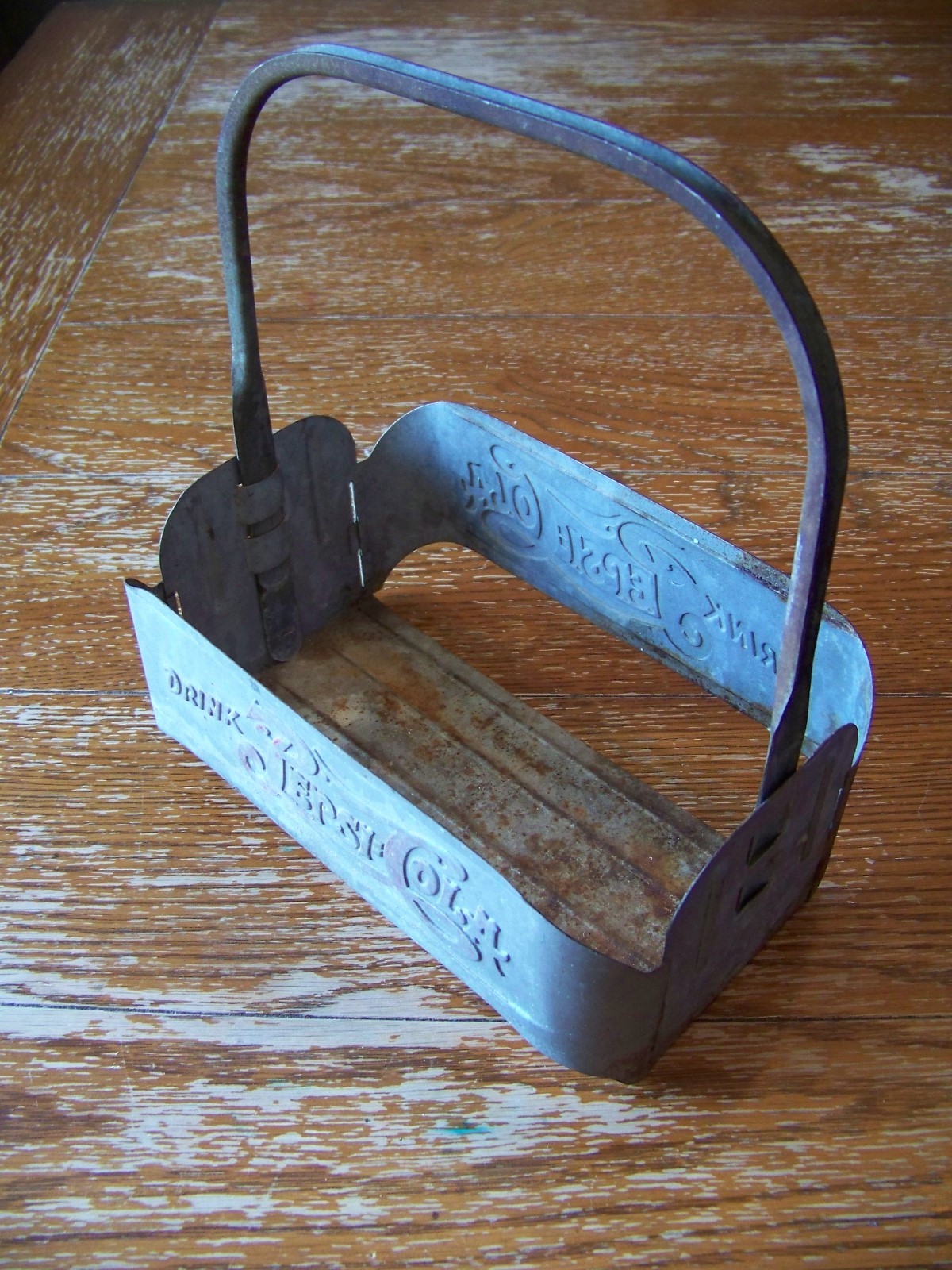 VINTAGE PEPSI COLA SODA POP BOTTLE CARRIER 6 PACK HOLDER METAL