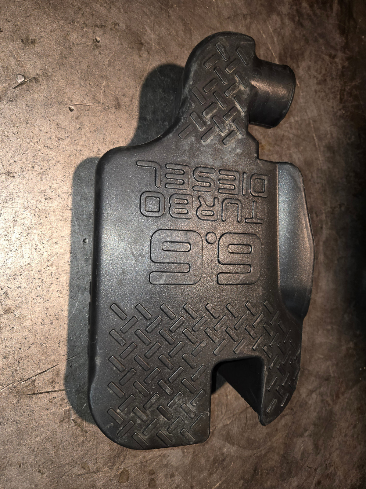 01-04 Chevy Silverado/ GMC Sierra LB7 Duramax Intake Resonator 15076902 25337304 - Picture 5 of 5