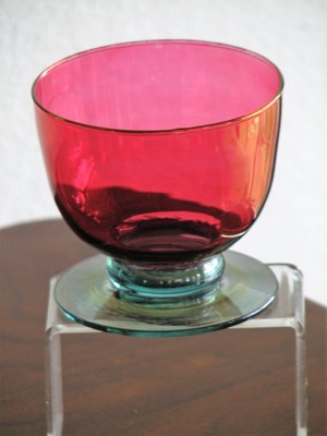 Pretty Iridescent Red and Teal Green Custard or Dessert Bowls - Set of 5