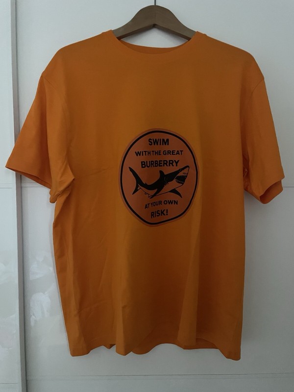 T-Shirt Burberry Â«Â SharkÂ Â» Orange Taille M