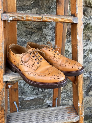 靴 Tricker's BOURTON 6.5-5 ACORN ANTIQUE BOURTON COUNTRY SHOE - ACORN ANTIQUE – R E Tricker Ltd