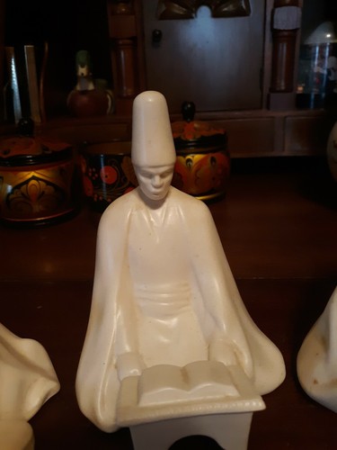 Antique japanese porcelain figurine