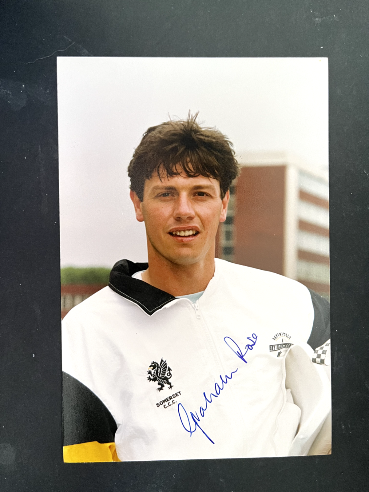 GRAHAM ROSE - FORMER SOMERSET CRICKETER - SIGNED COLOUR  PHOTO