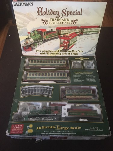 bachmann holiday special train and trolley set