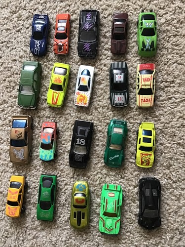 Vtg LOT OF 20 MADE IN CHINA GENERIC DIECAST & PLASTIC TOY