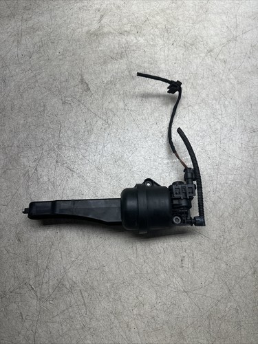 Mercedes C E Class W212 Radiator Fan Vacuum Valve 2045010106  2009-2014
