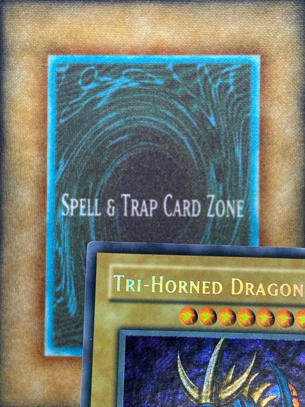 PSA9 遊戯王　旧アジア版　1st TRI-HORNED DRAGON PSA9 遊戯王 旧アジア版 1st TRI-HORNED DRAGON Tri-Horned