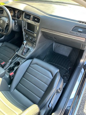 image 10 of interior