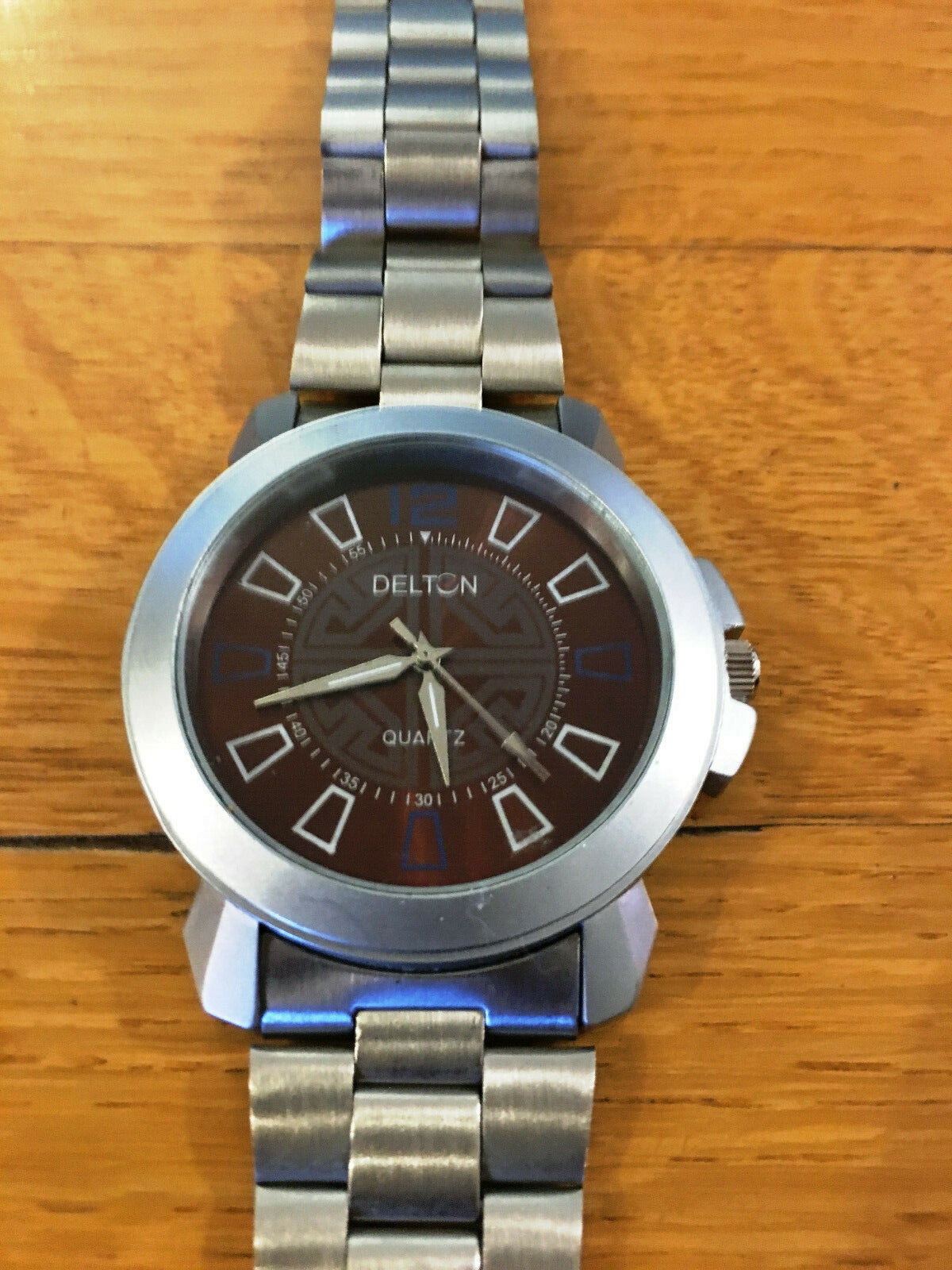 FOREIGN WATCH! DELTON RARE Made in INDIA, Quartz, Analog, Collectible