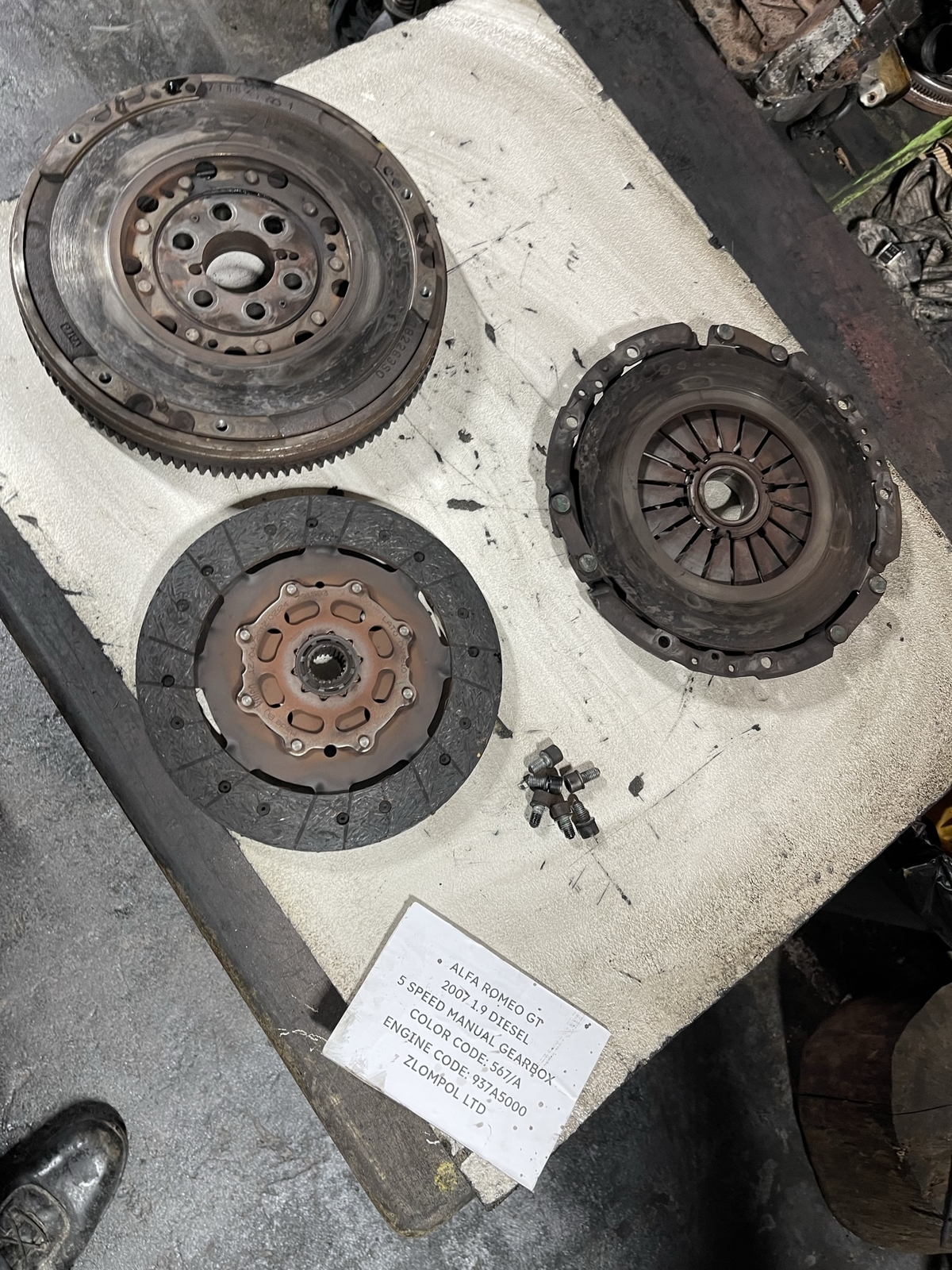 Alfa Romeo GT 2007 1.9 Diesel 937A5000 - Flywheel Clutch Kit 28226350