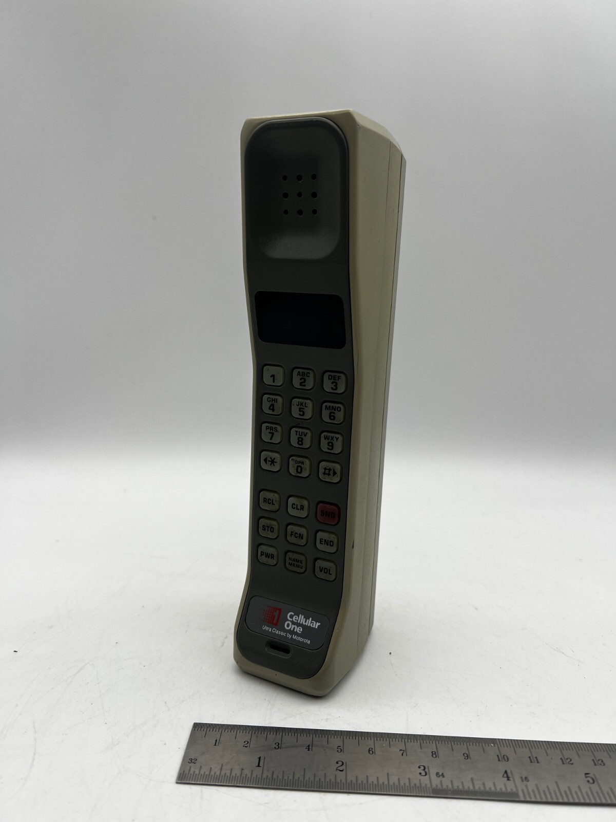 Vintage 80s CELLULAR ONE Ultra Classic Motorola Brick Phone Vintage 80s CELLULAR ONE Ultra Classic Motorola Brick Phone