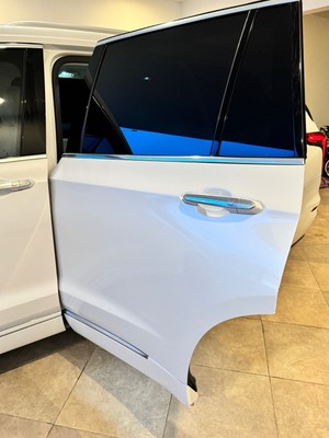 image 13 of interior