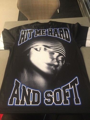 Pre-owned Red 2024 Billie Eilish Shirt Jersey Large Hit Me Hard And Soft Tour Short Sleeve In Noir