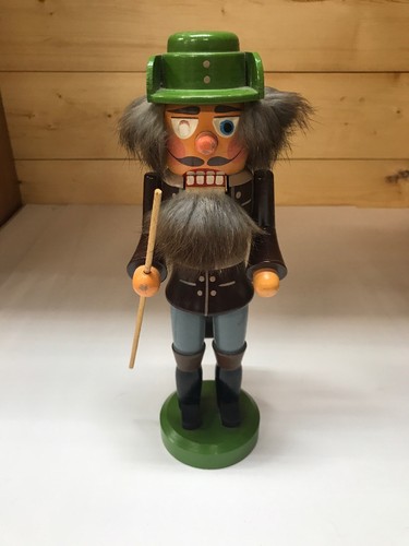 VEB Hodrewa Rothenthal German Nutcracker, Made in Germany. Vintage