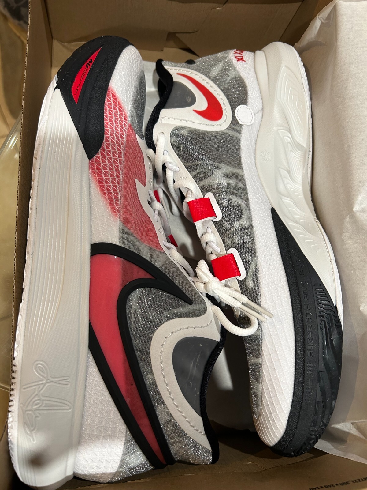 NIKE KYRIE INFINITY 'SIREN RED' ナイキ カイリー 8
