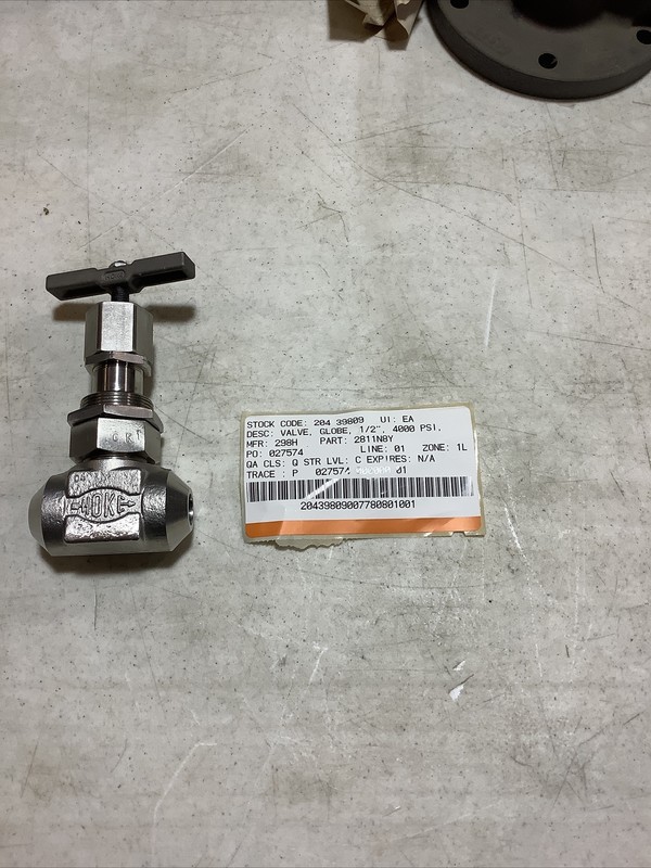 Hoke Globe Valve 1/2” 2811N8Y