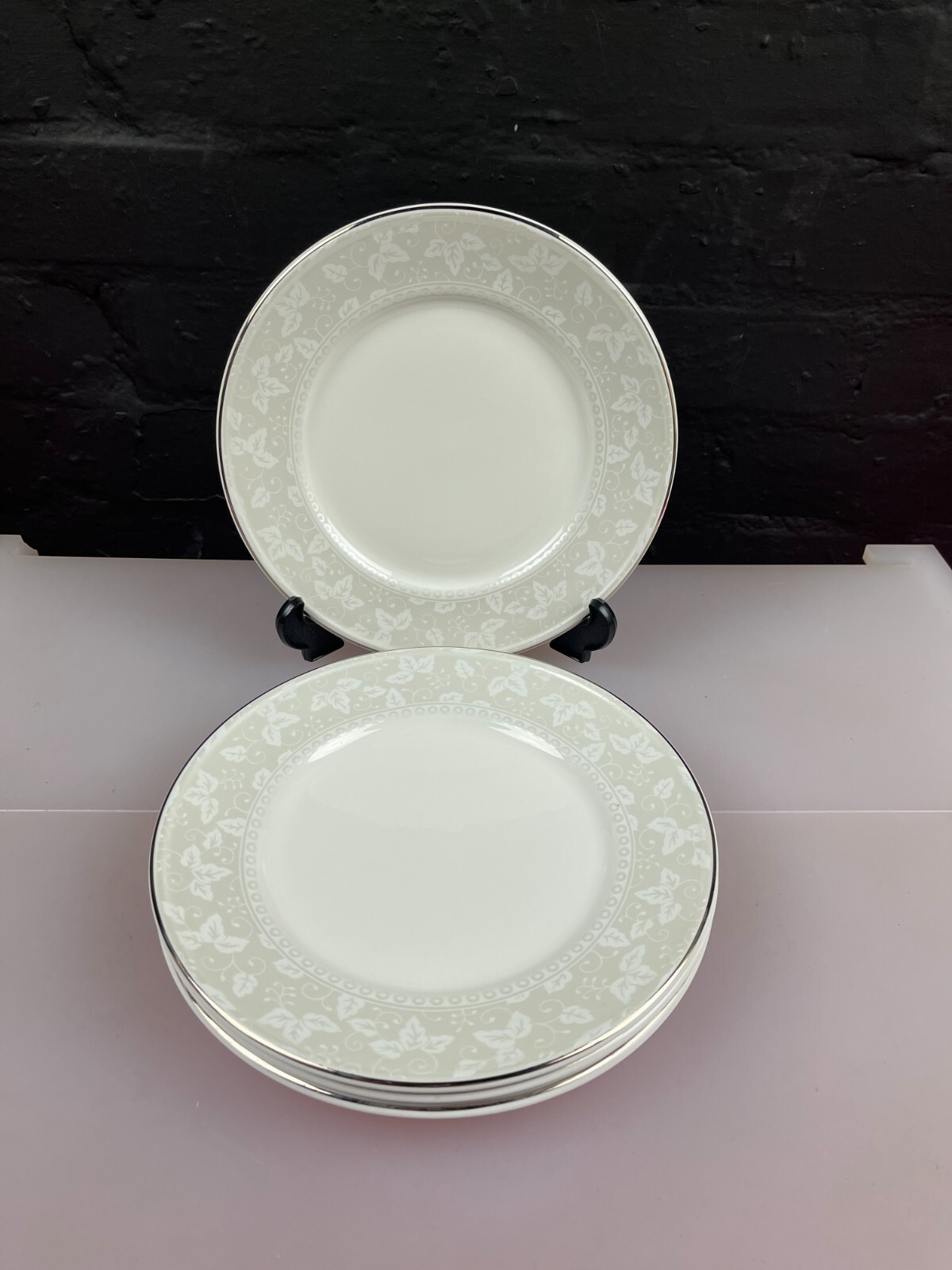 4 x Duchess Madeleine Salad Plates 21.5 cm Wide Set
