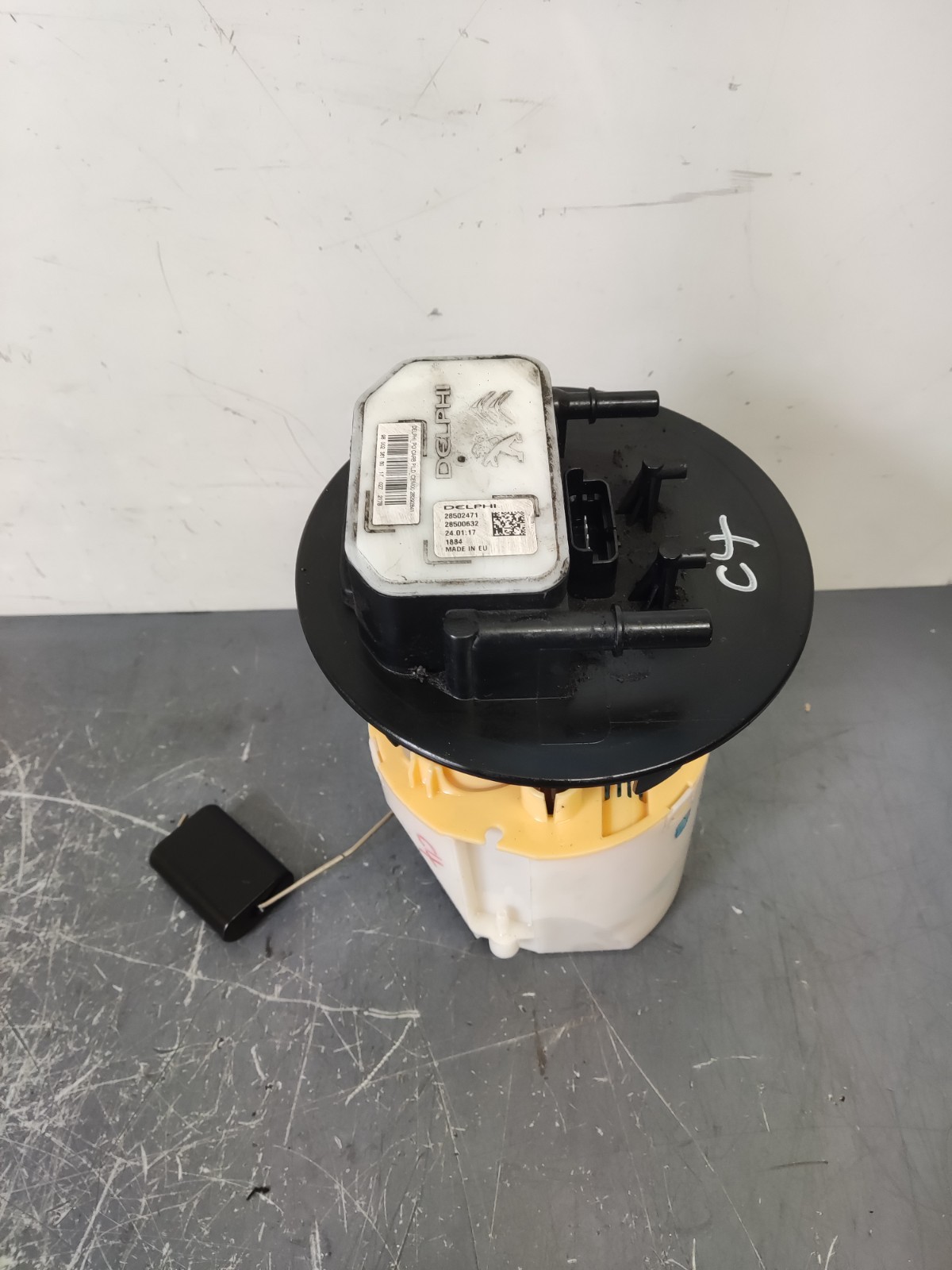 2016-2018 CITROEN C4 Grand Picasso DIESEL FUEL TANK SENDER PUMP 28502471