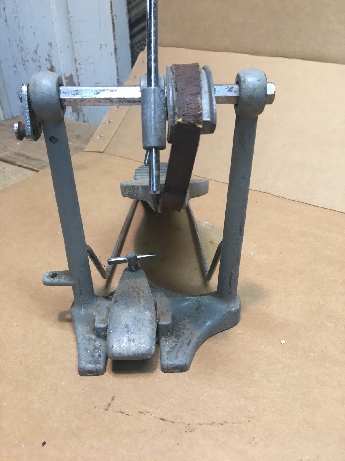 Vintage Gretsch Floating Action Bass Drum Pedal - Round Badge Era