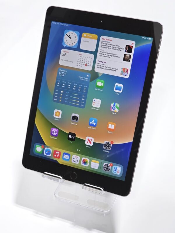 Apple Ipad 5th Gen 32gb | Wifi | A1822 | Ios | Tablet Fully Tested #425c