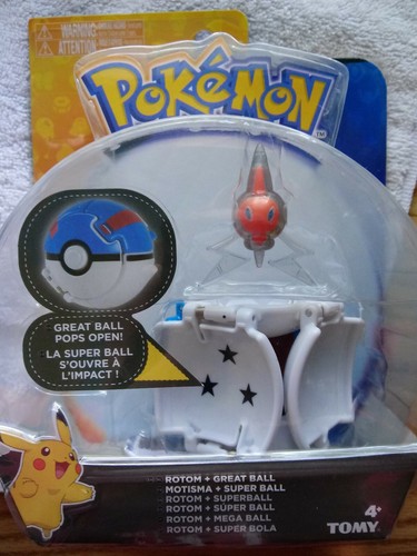 Pokemon TOMY Throw 'N' Pop Poke Ball ROCKRUFF & Ultra Ball Figure Set