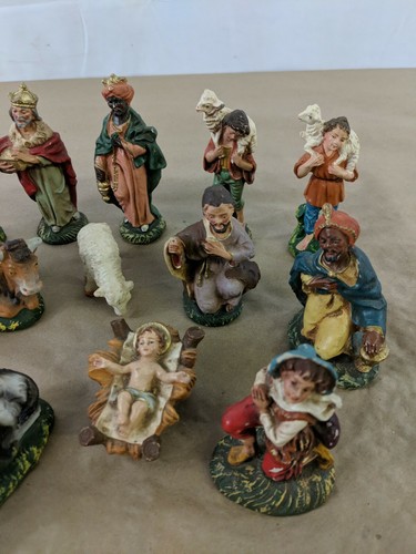 VINTAGE ITALIAN NATIVITY SET CHRISTMAS MANGER SCENE 17 FIGURES MADE ITALY J8