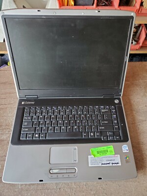 Gateway MA6 M465-E Laptop for Parts or Repair #2