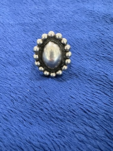 Vintage Sterling Silver 925 Ring Mexican Concho Beaded Round