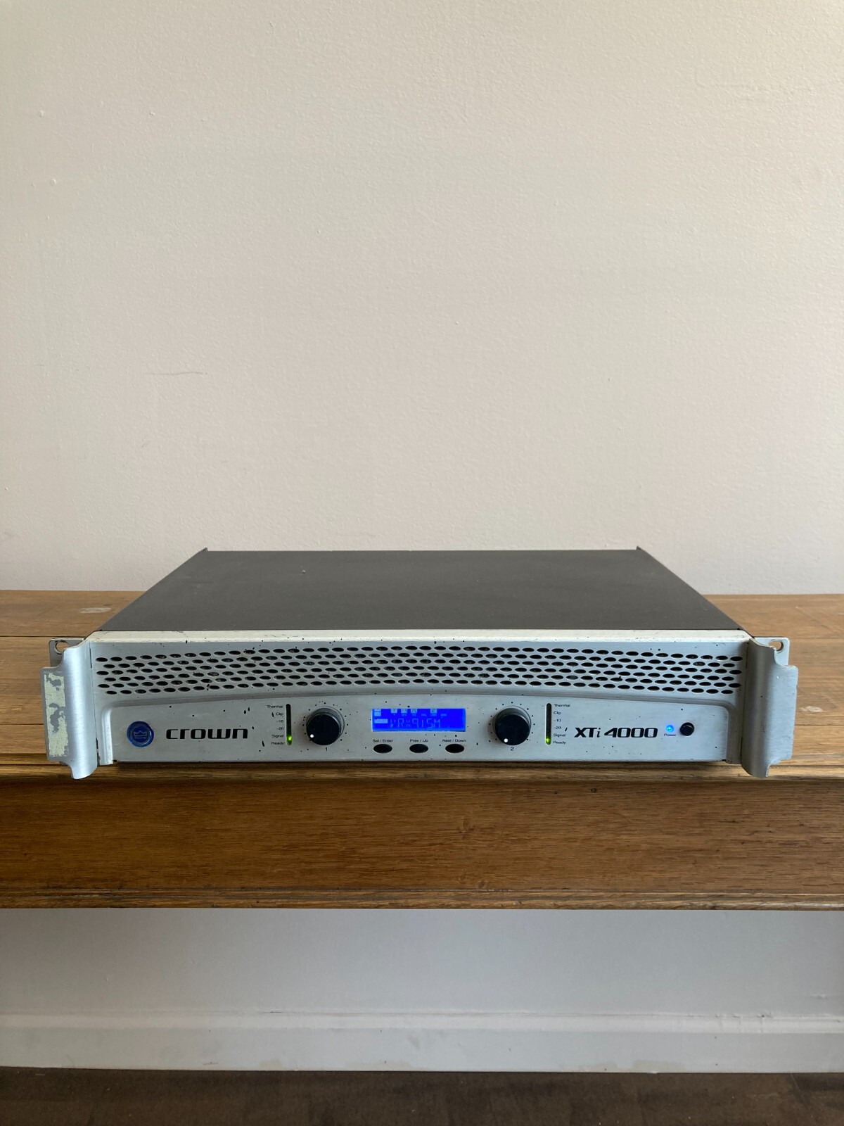 Amcron アムクロン XTi4000 パワーアンプ (3) ¶ 6AED1-11 AMCRON