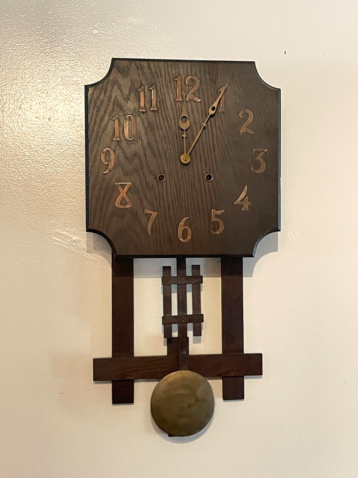 NATIONAL CLOCK Co Arts & Crafts Mission Oak 8 Day Wall Clock spring broken + key