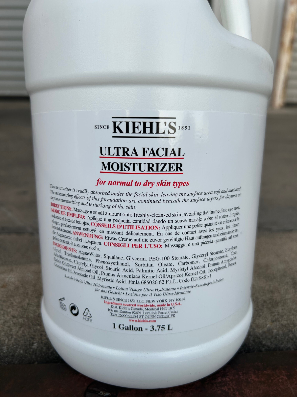 3 gallon SET Kiehl's Ultra Facial Moisturizer & Shampoo