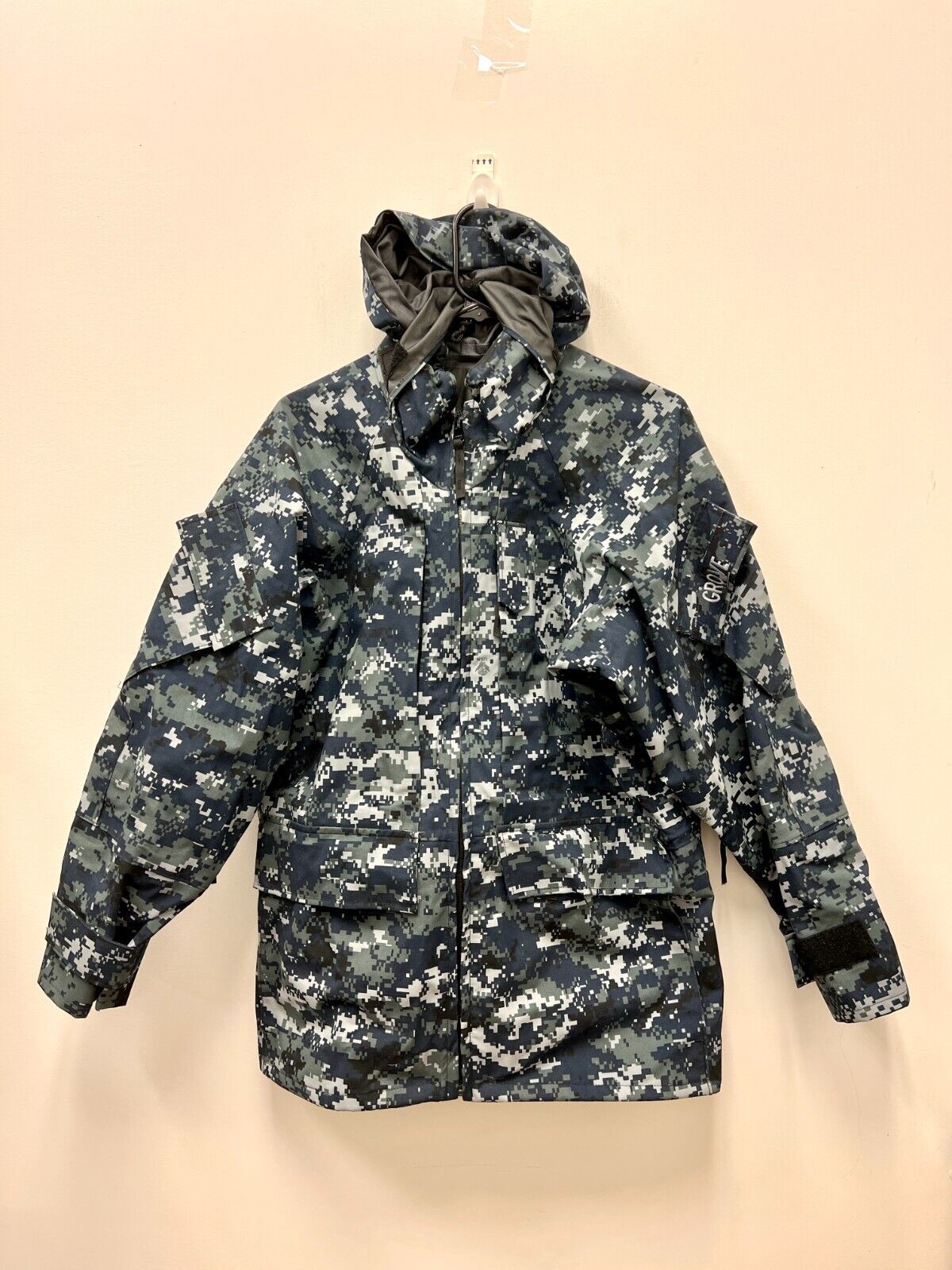 US NAVY USN NWU GORE TEX COLD WEATHER DIGITAL CAMOUFLAGE US NAVY USN NWU GORE TEX COLD WEATHER DIGITAL CAMOUFLAGE