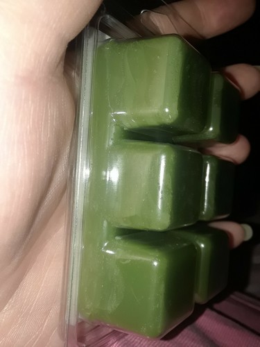 Limited Edition fresh Cut Frasier Wax Cubes better homes & gardens 2.5oz