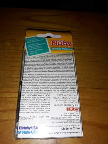 Nuby Teething Trends Teething Necklace Teethable Mommy jewelry.  Color turqoiuse