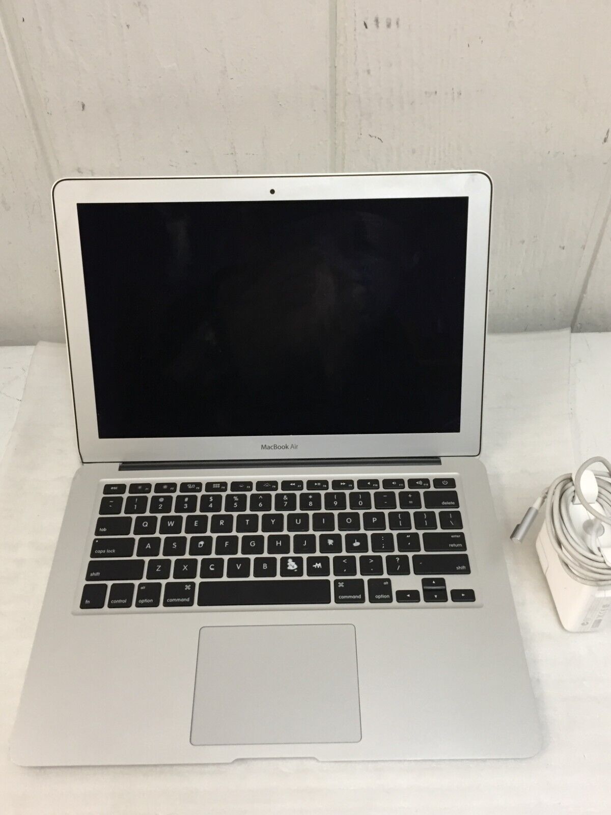 Apple MacBook Air 13 Apple MacBook Air 13