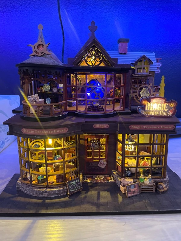 DIY Miniature House Kit Wooden Dollhouse Book Nook Model w/ Do...