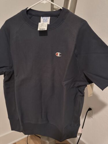 Vintage Champion Shortsleeved Sweatshirt Dusty Denim Men’s Medium Rare NWT Vintage Champion Shortsleeved Sweatshirt Dusty Denim Men’s Medium Rare NWT