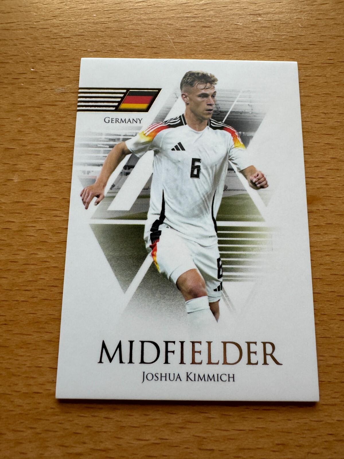2023−24 Futera Unique ムヒタリアン　ジャージカード 2023-24 Futera Unique World Football Checklist, Set Info, Boxes