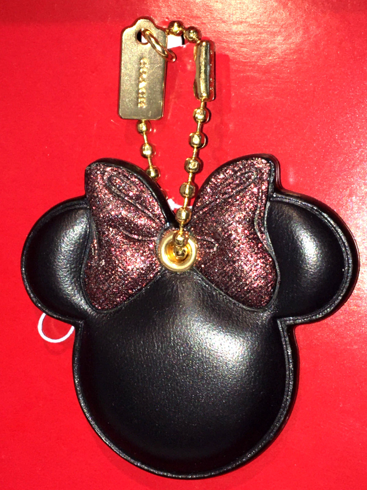 コーチ Disney X Coach Minnie Mouse Collectible Bag Charm Coach X Disney Leather Minnie Mouse Bag Charm Gold Red CN008