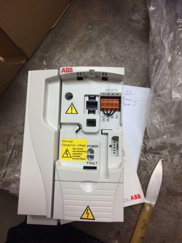 Variateur Abb 3kw 200-240v