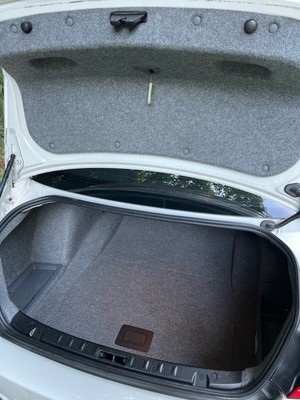 image 4 of interior