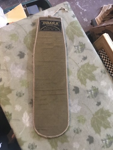 Vintage Needle Wire Pressboard “DURABLE” Made In USA 1923 American Plush & Velve