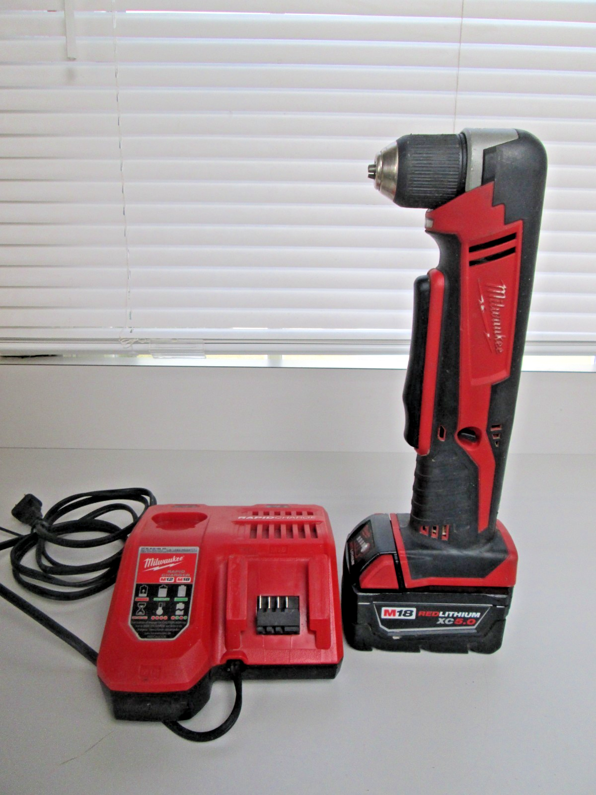 Milwaukee 2615-20 18V Cordless Right Angle Drill 3/8 W 5.0ah Battery & Charger