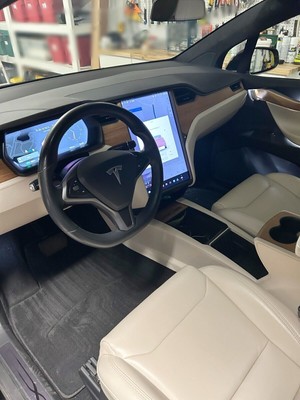 image 4 of interior